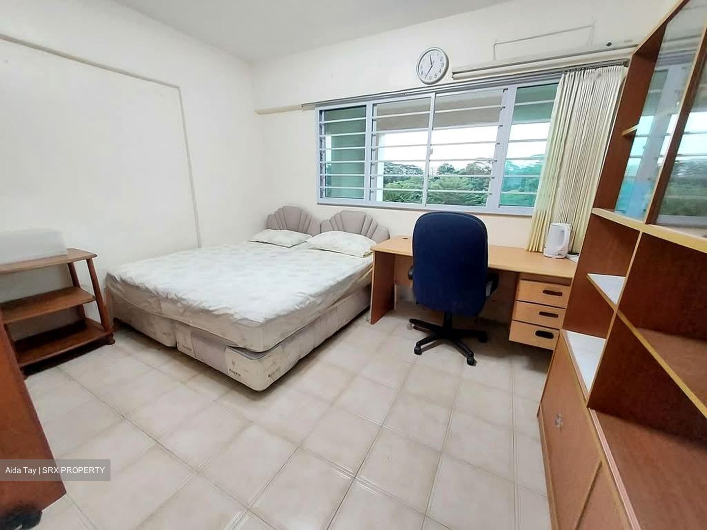 Blk 336 Jurong East Avenue 1 (Jurong East), HDB Executive #536820011